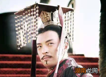 商鞅变法使秦国由小国成为战国七雄 商鞅变法到底变得是什么