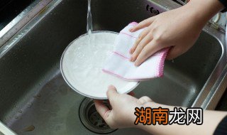 厨具怎么清洗又干净 厨具如何清洗又干净