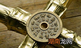 属兔带什么翡翠牌子,属兔戴什么玉