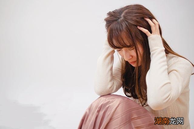 聪明的女儿得了双向障碍情绪冲动父母需要学会的应对方法