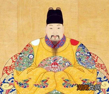 古代皇帝等死后才传位 古人早点传位不是更好吗