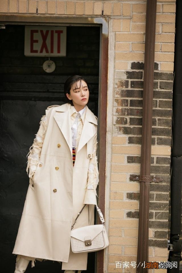 又一部机器人和人类恋爱类型题材的电视剧男女主都太给力