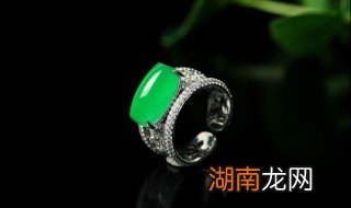 翡翠怎么流传过来的 翡翠是怎么诞生的