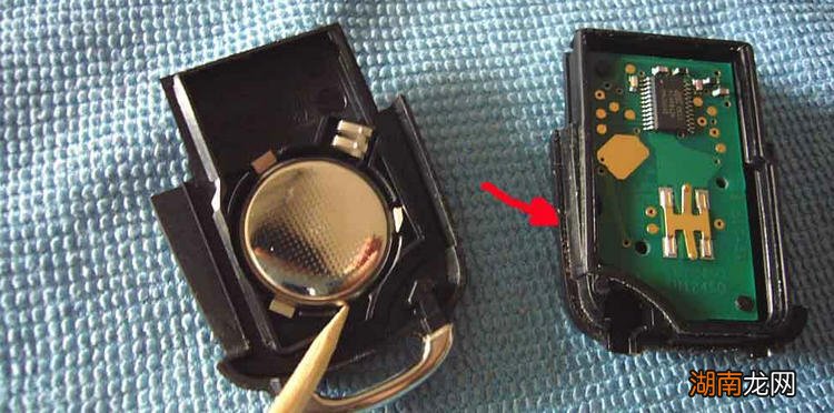 如何更换汽车车匙电池