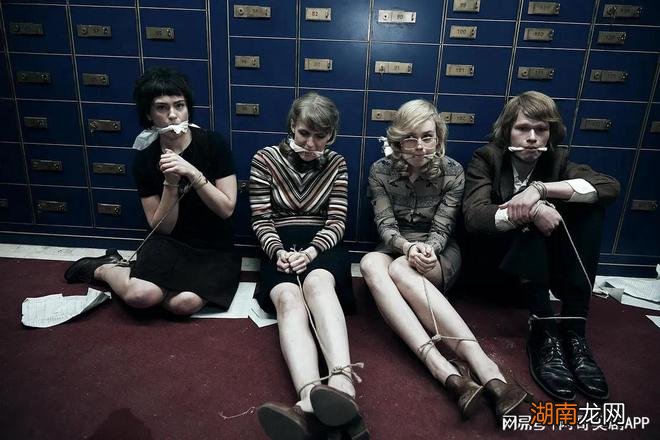 凌凌漆：人质对绑匪产生了信任和情感《克拉克