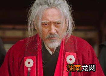 身为曹氏宗族，曹爽为何向司马懿投降呢？