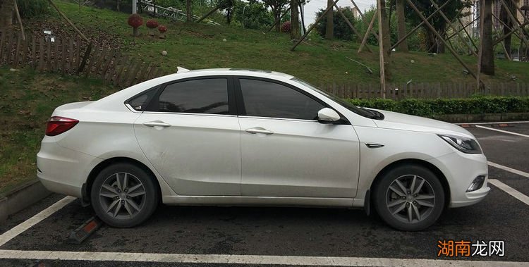 汽车满6年后多久年审一次