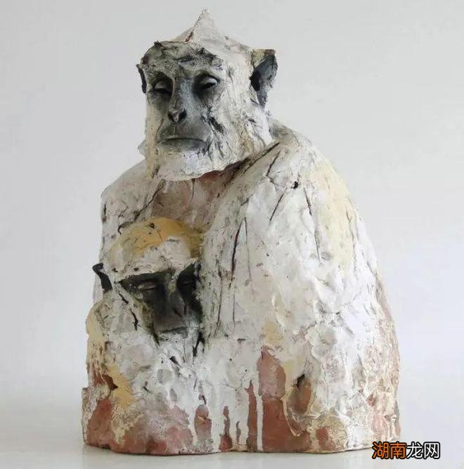 【早读艺术】尼克拉?斯卡斯顿——动物情感的倾诉