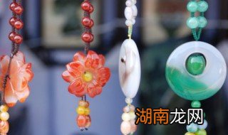 翡翠飘花是啥意思 飘花翡翠是怎么回事