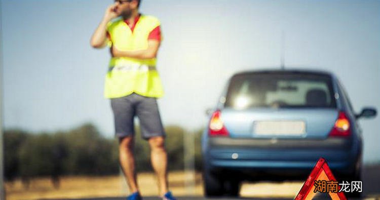 车子停一天就没电了是怎么了