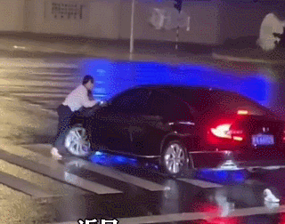 江苏一女子不想分手“式”挽留男友对方反应让其崩溃