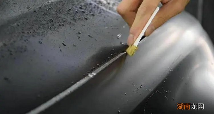 车漆面有磨砂感怎么修复