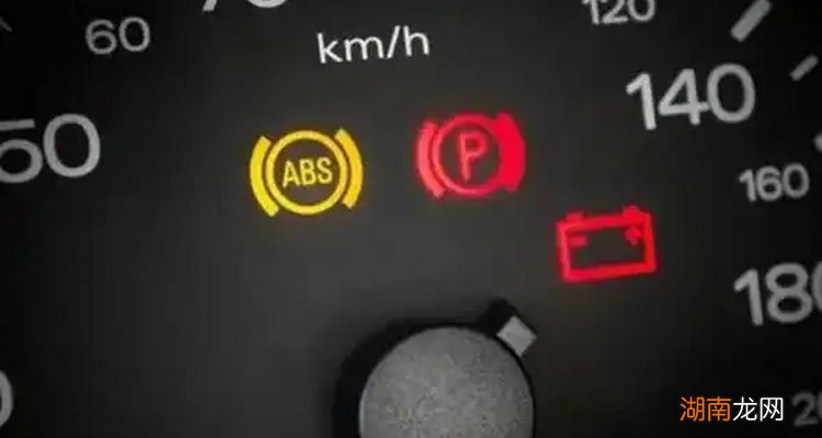 车辆突然出现abs还能用吗