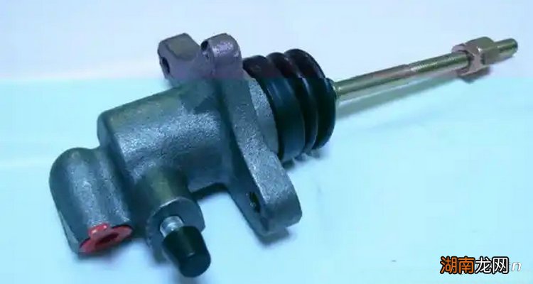 货车离合器总泵坏了修要多少钱