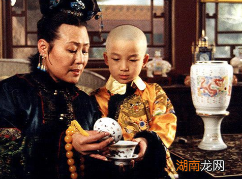 鳌拜身为权臣却没有篡位之心 康熙为什么一定要杀他