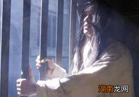 古代犯人被判死刑后 古人为什么还放妻子和他们同吃同住