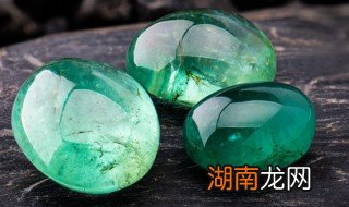 怎么样会让翡翠越来越透,怎么才能让翡翠变透