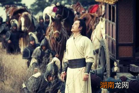 古代打仗士兵明知前排必死 古人为什么还要抢着上