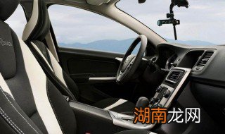 如何调整行车记录仪拍摄角度 90%的人只会买不会调