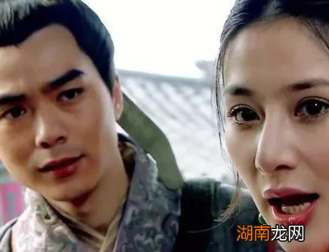 古代犯人被砍头的时候 他们为什么会自觉下跪