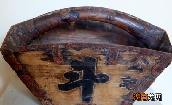 西汉时期的“一石”粮食,相当于现在的多少斤?