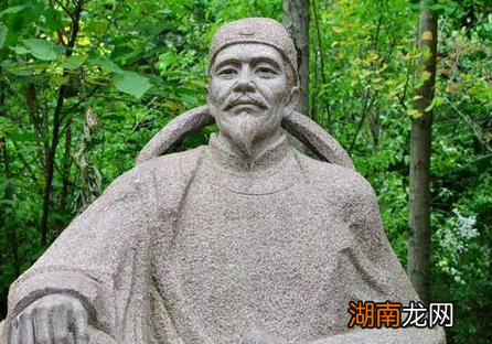 《将进酒》中妇孺皆知的名句,李白是如何创作出的?