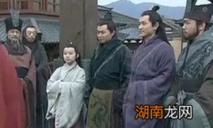 历史上曹操为什么要立曹丕为接班人？