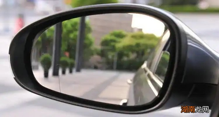 后视镜加热加装多少钱