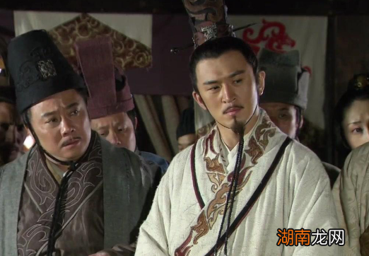 楚顷襄王作为楚怀王嫡长子，为什么没有营救自己的父亲？