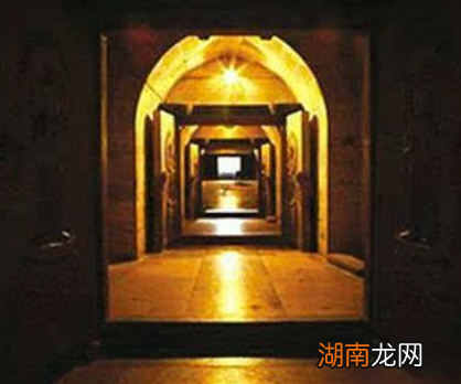 秦始皇陵中长明灯能千年不灭 里边到底有什么原理存在