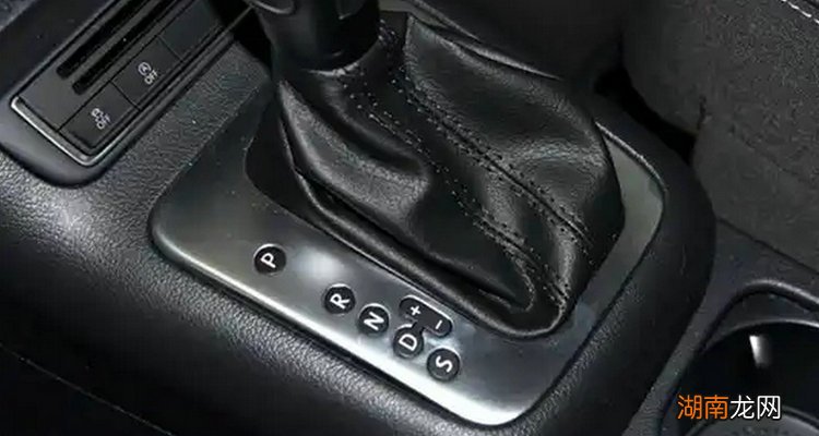 自动挡d+和d-是什么意思