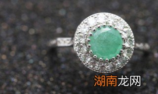 翡翠钻石戒指寓意是什么意思，钻石戒指蕴意