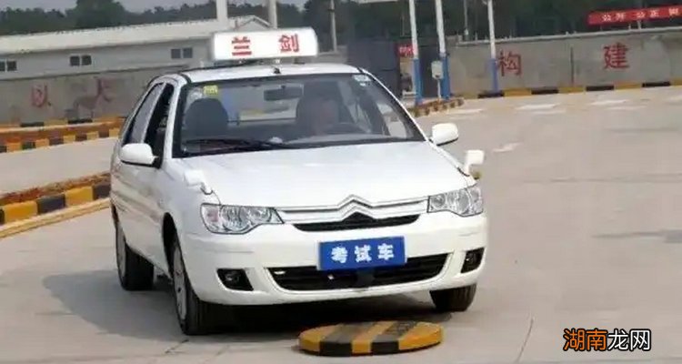 科一和科二之间要隔多长时间才能约考