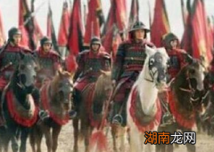 古代打仗会出现很多旗子 古人用那么多旗子做什么