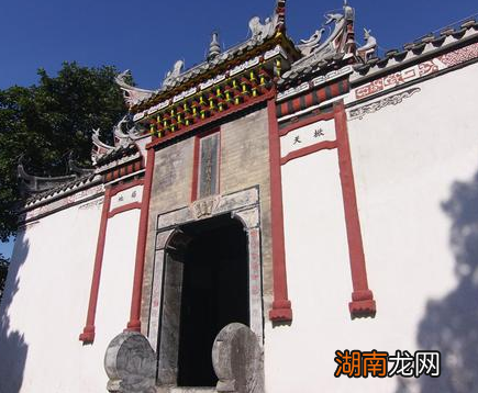 关羽当初镇守荆州是现在的哪里 这个地方有多重要