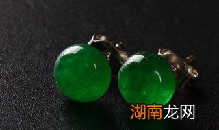 缅甸会卡翡翠什么特征,缅甸为什么会有翡翠