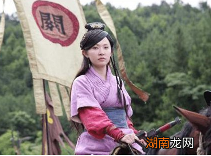 为什么刘禅去了张飞的两个女儿,没娶关羽的女儿?