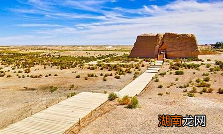 古诗中经常出现玉门关一词 这个玉门关在现在的哪里