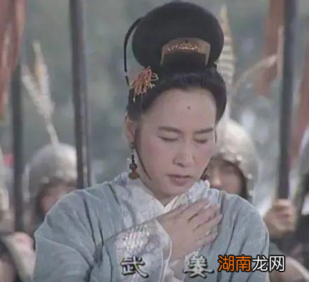 郑庄公在十三岁时顺利继位,背后靠的是什么?