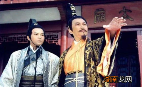 郑庄公在十三岁时顺利继位,背后靠的是什么?