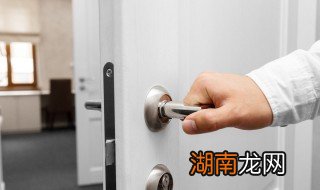 家里门把手总是有静电怎么办 家里门把手总是有静电的解决方法