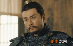 许褚有哪些特殊之处？曹操为什么特别信任许褚？