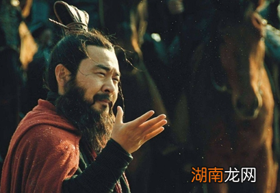 为什么说袁绍是三国中最可惜的人物？他做错了什么？