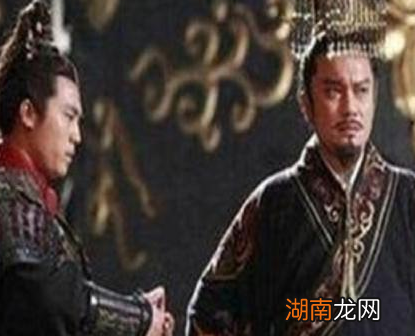 李斯生前到底做了什么事情 被腰斩时为何无人替他求情