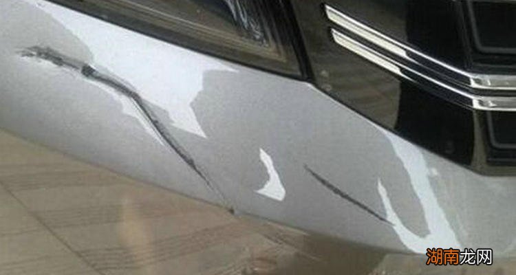 汽车碰掉底漆如何修补