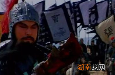 颜良的武艺并不在关羽之下，为何关羽如此轻易就取了他的首级？