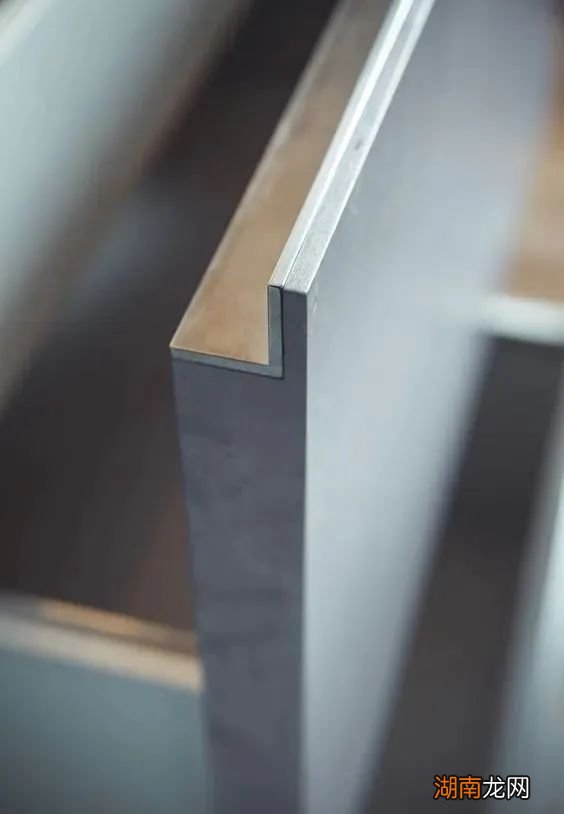 一个好用的衣柜，并不是钱花得越多越好，凭这4点小细节笼络人心