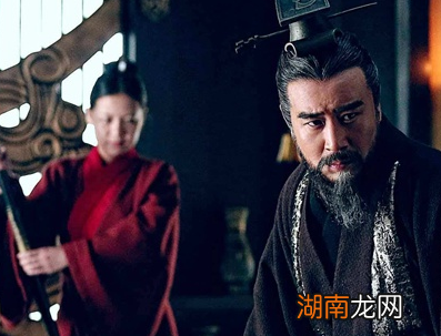 荀彧与曹操之间为何为什么会产生间隙？他为何会因曹操而死？