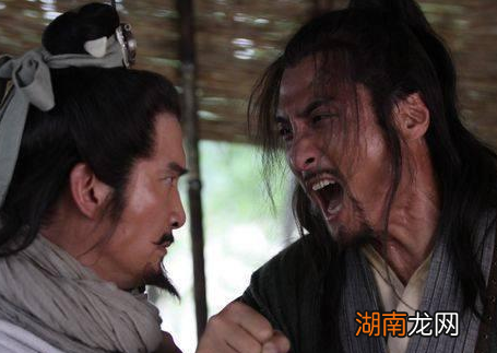 水浒传中林冲为何要火并王伦？他这么做的目的是什么？