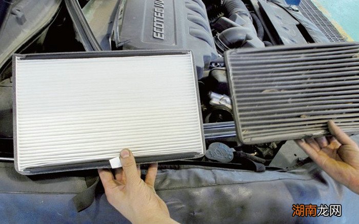 汽车空调滤芯自己可以换吗